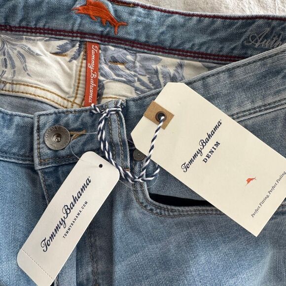 Tommy Bahama Men’s Sand Drifter Authentic Fit Jeans 30x34 - Picture 8 of 11